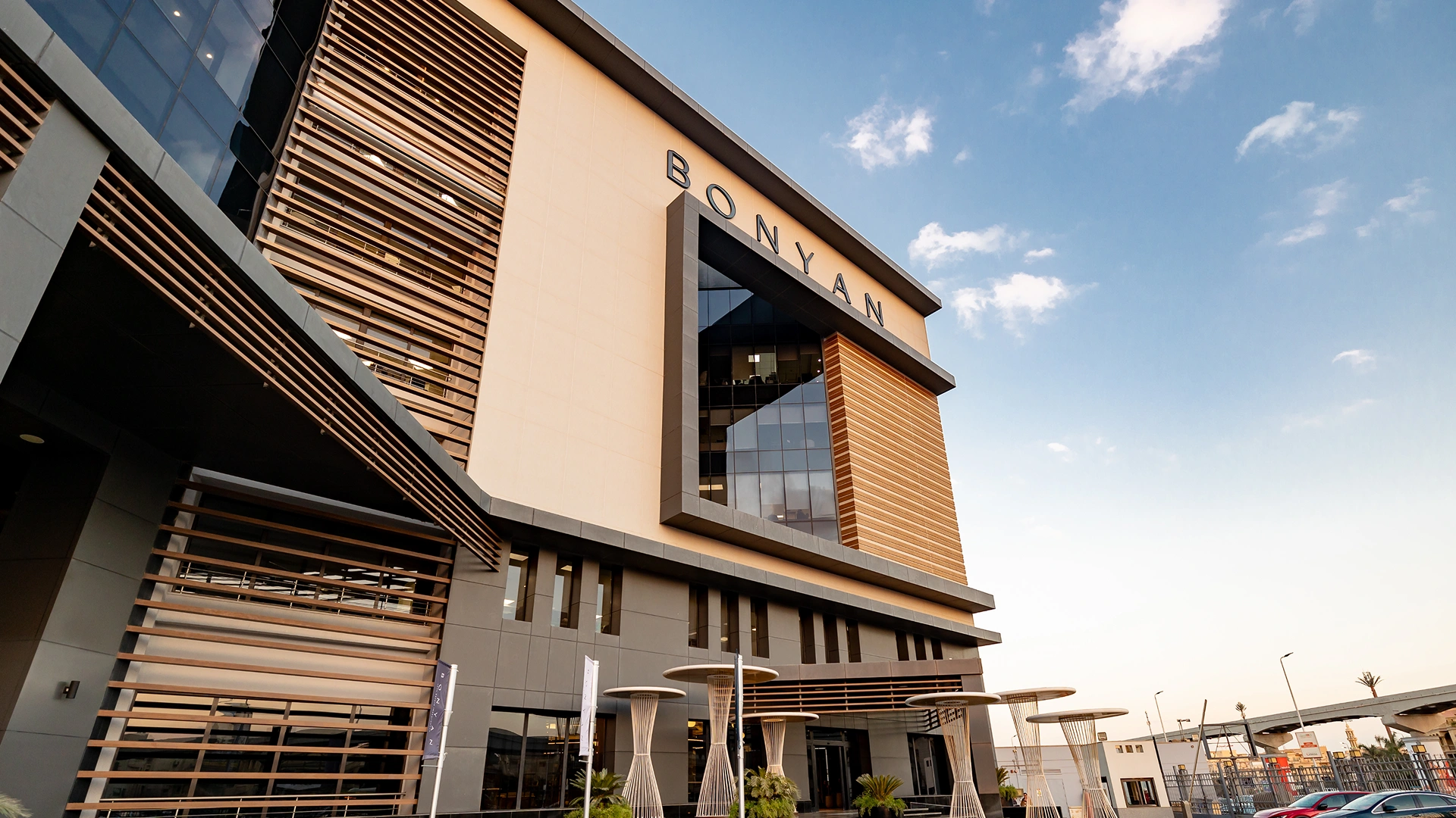 Bonyan commercial office property in Cairo